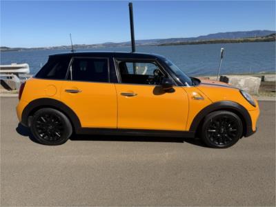 2017 MINI 5D HATCH COOPER 5D HATCHBACK F55 MY17 for sale in Dapto
